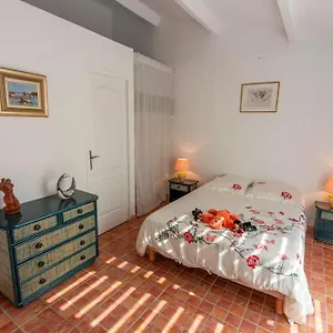 Hébergement de vacances Joli 36m2 Confort, Châteauneuf-de-Gadagne